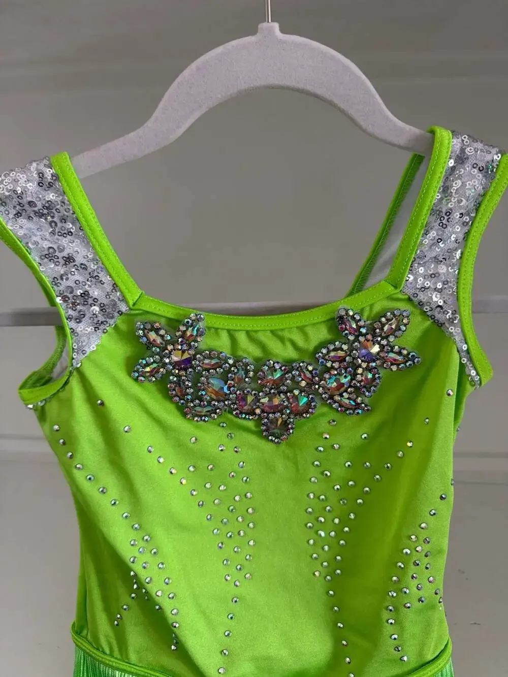 Unbranded neon green